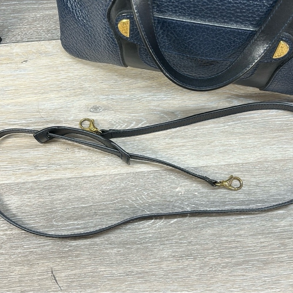 Marc Jacob’s Sutton Dome Leather Satchel - Picture 7 of 9